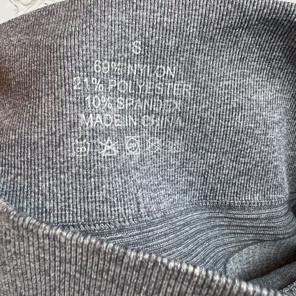 RUNNING GIRL set of 2 gray pink knit stretch leggings pants athletic S NWOT - Picture 8 of 8